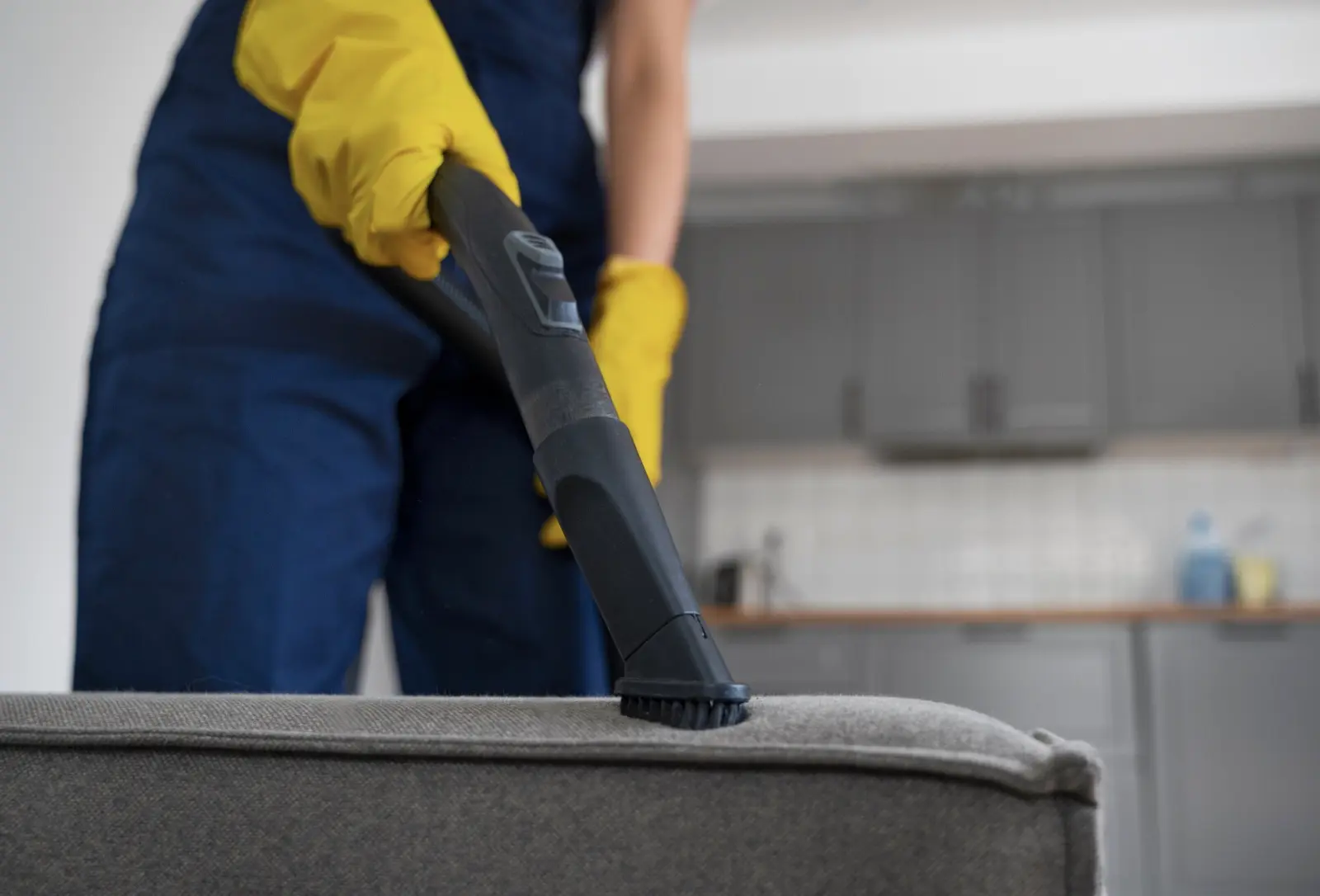 Deep cleaning service for kitchen and bathroom in Melbourne